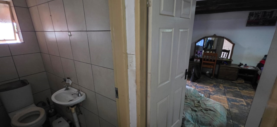 5 Bedroom Property for Sale in Stilfontein North West